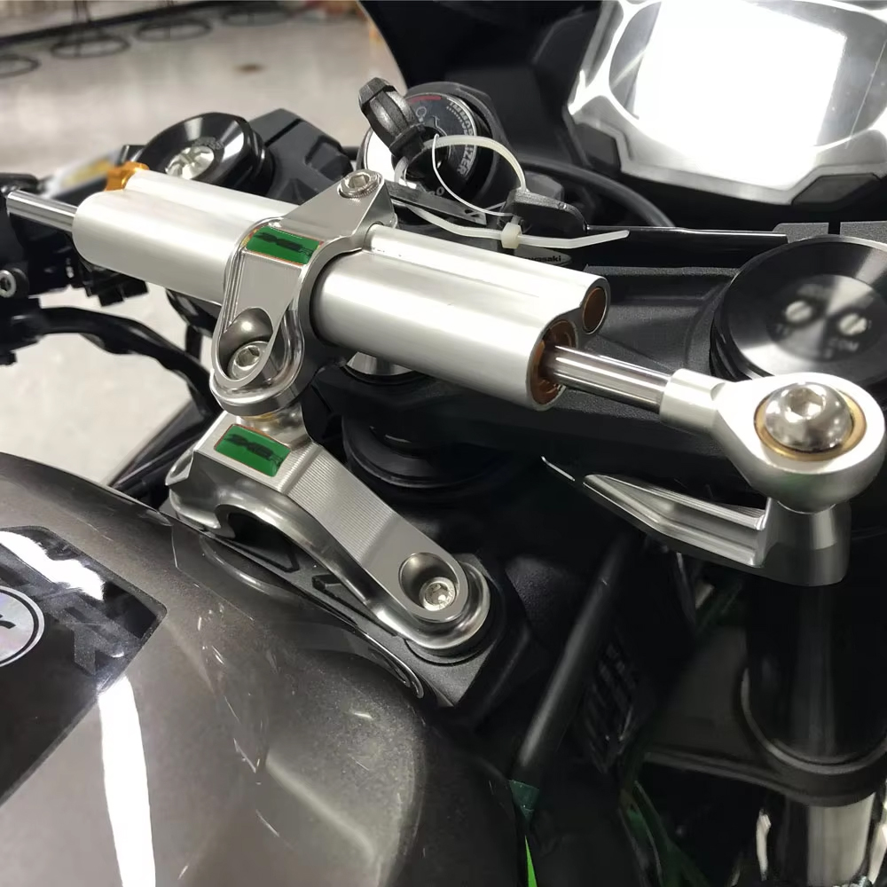 For Kawasaki Ninja ZX 6R ZX-6R - Steering Damper Stabilizer Kit Cnc recension och pris